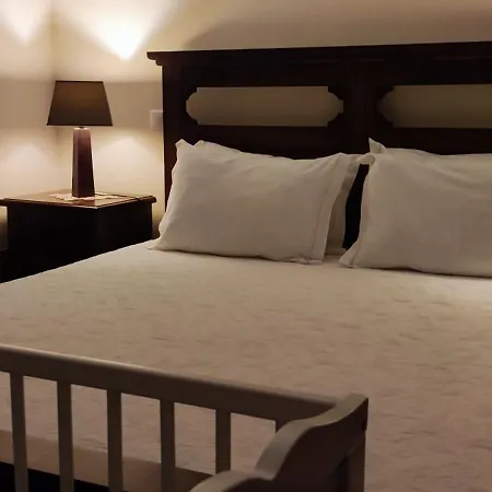 Solar Da Salvadoura בית כפרי